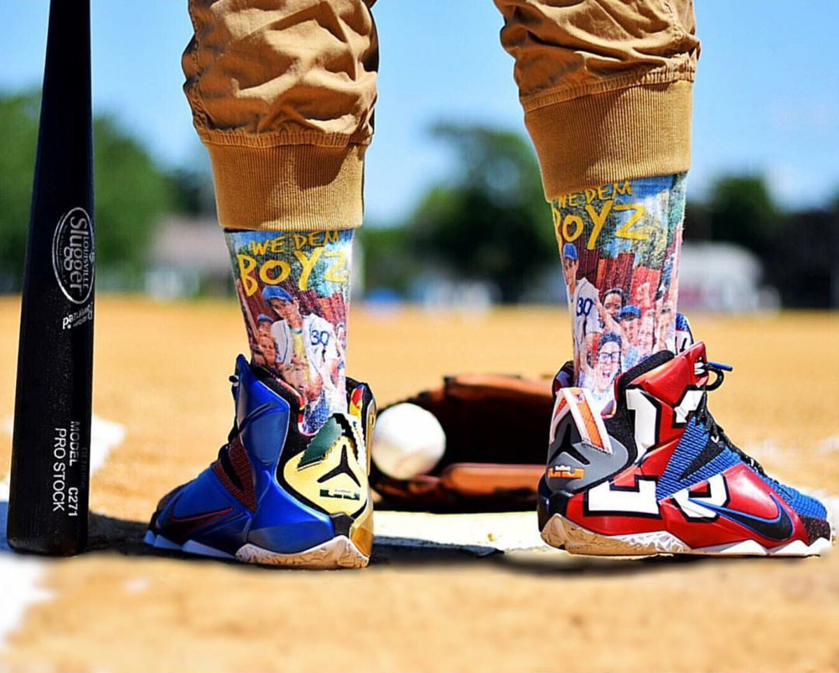 blksoxink's tweet photo. We Dem Boys Luxury Socks by Black Sox Ink!!

#blksox #sockgame #socks #Gold #KicksOnFire #Jordan https://t.co/EVMFUIIDWG