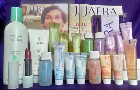 evaana1997's tweet photo. Gabung dengan kami di Jafra hanya 299rb. 
Dapat seperti yg ada di poto ini https://t.co/c5fNRh9YIz