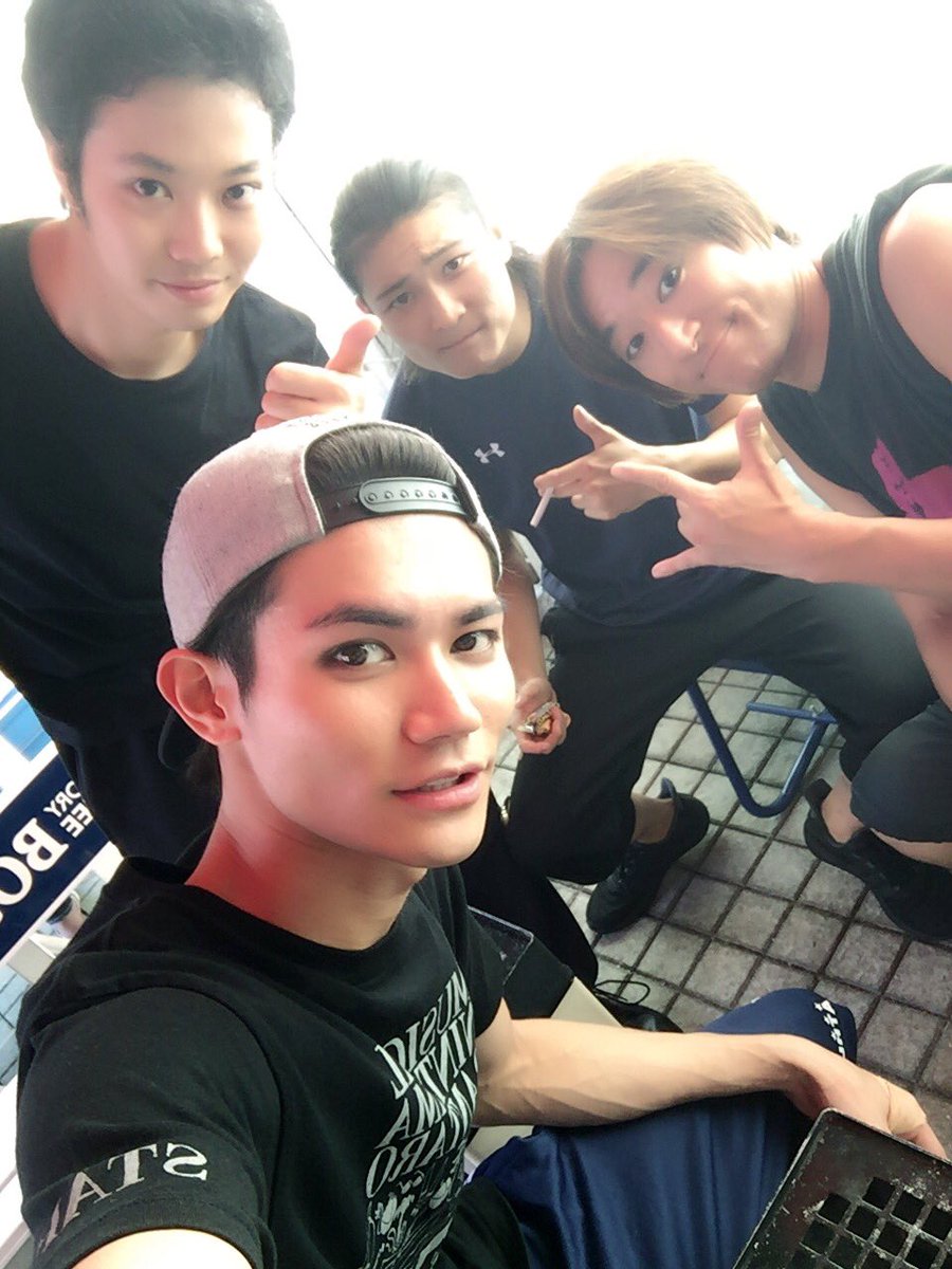kunta_yamasaki's tweet photo. 『BLAZBLUE』2日目昼公演にご来場頂いた皆様ありがと��ございました！！

いかがでしたでしょうか？？

感想は #bbst を付けてツイートして下さいね😊✨

夜公演も頑張るぜ💪✨

#ブレイブルー #ラグナ https://t.co/kzVvwJBlbq