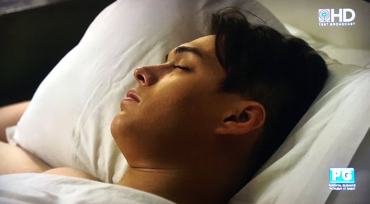 precy0102's tweet photo. Looks like a wax figure from Madame Tussauds Wax Museum! 😍
#DolceAmorePaFall 
#PushAwardsLizQuens https://t.co/5HfyLkastN