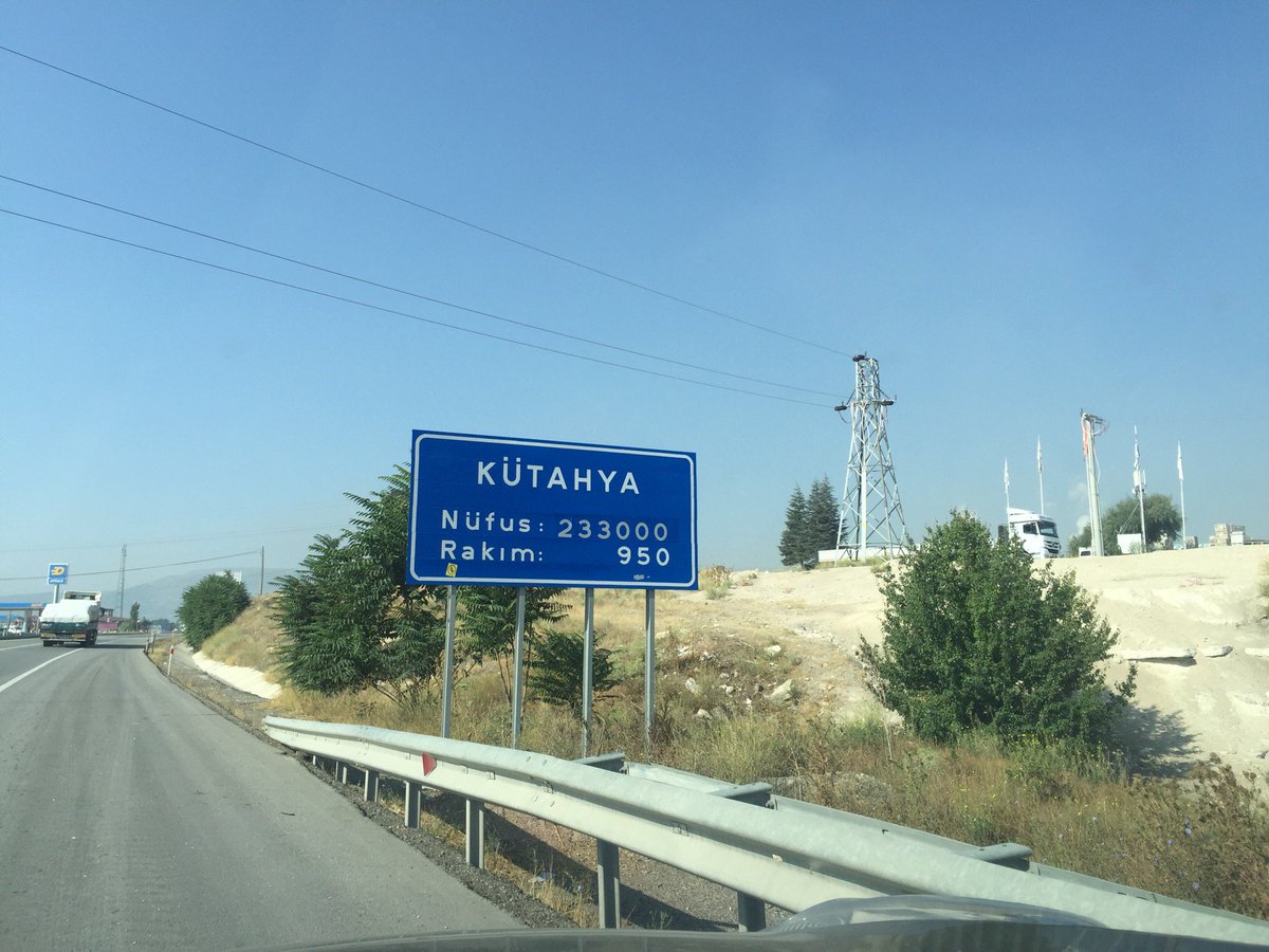 Gelmeyeli değişiklik olmamış (@ Kütahya in Kütahya, Türkiye) swarmapp.com/c/3eNzMDpweg1