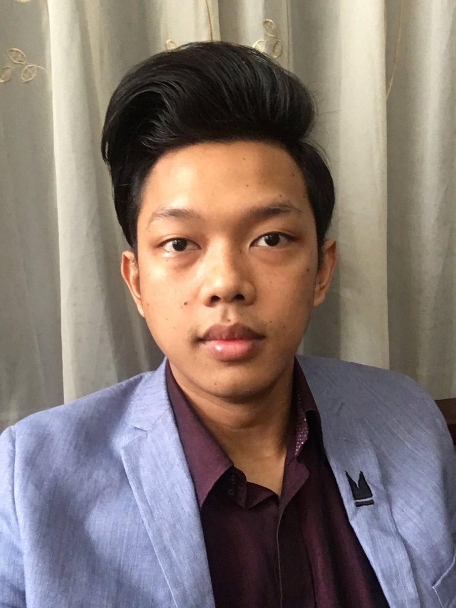 Sudah berada di SMAN 7 KEDIRI! Setelah ini saatnya beraksi untuk sharing Tentang YouTube #LoopKePo #LOOP_ID