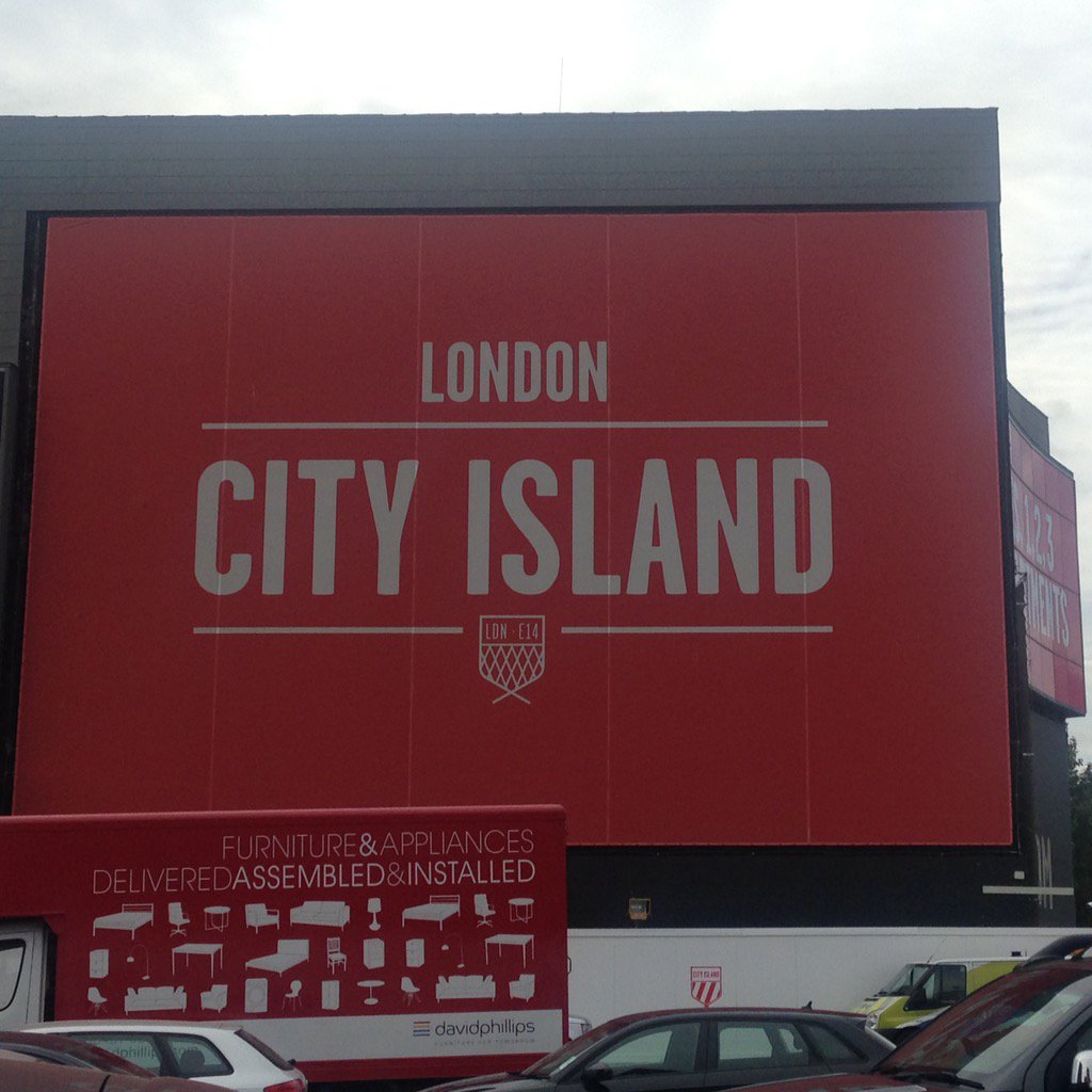 EcoCleanLDN's tweet image. My next conquests to spread the natural word at "london city island "  at this new development.