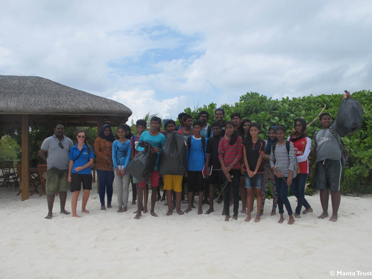 So much #rubbish collected with students from our #marine Education Program! More pics in our new blog coming soon!