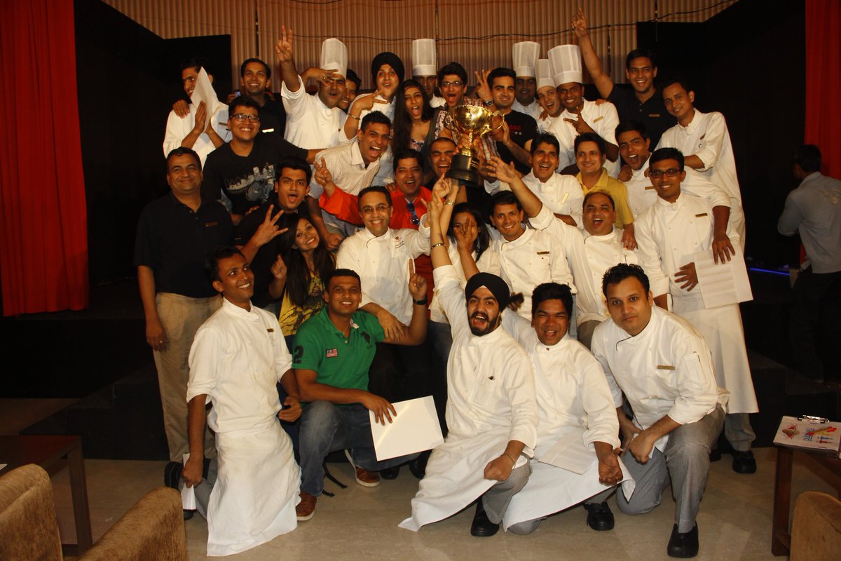robinbatra123's tweet photo. Winning Team of Chefs. Trident BKC 
@OberoiGroup #OberoiBestInTheWorld https://t.co/d69RK72PV2