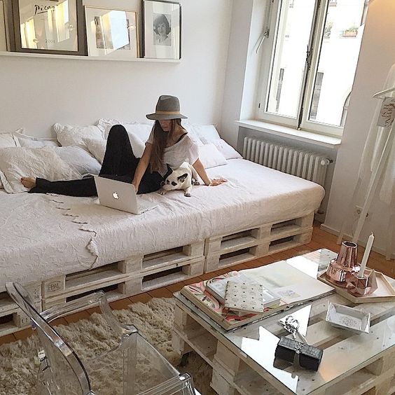 About how to refresh your home for more Scandinavian look. three-snails.com/blog/zoom-in-s…