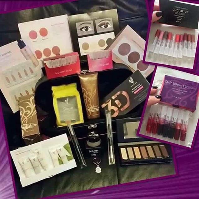 Sewthisisit's tweet photo. I'm after new super mums to join my team #busypeople #makeup #makeupgoals #supermum https://t.co/GbnWm79Od4