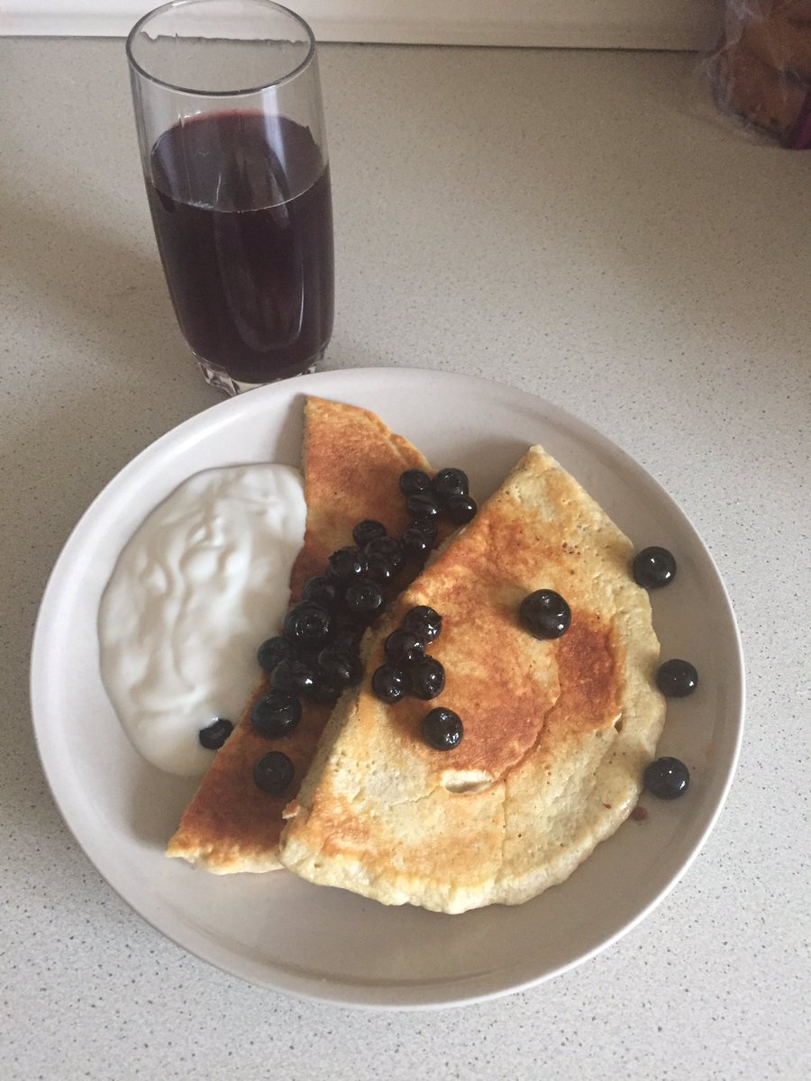 RichReflex's tweet photo. Pre workout breakfast #impactwhey #pancakes #protein @MyproteinUK #cherryjuice https://t.co/mym3N0H2We