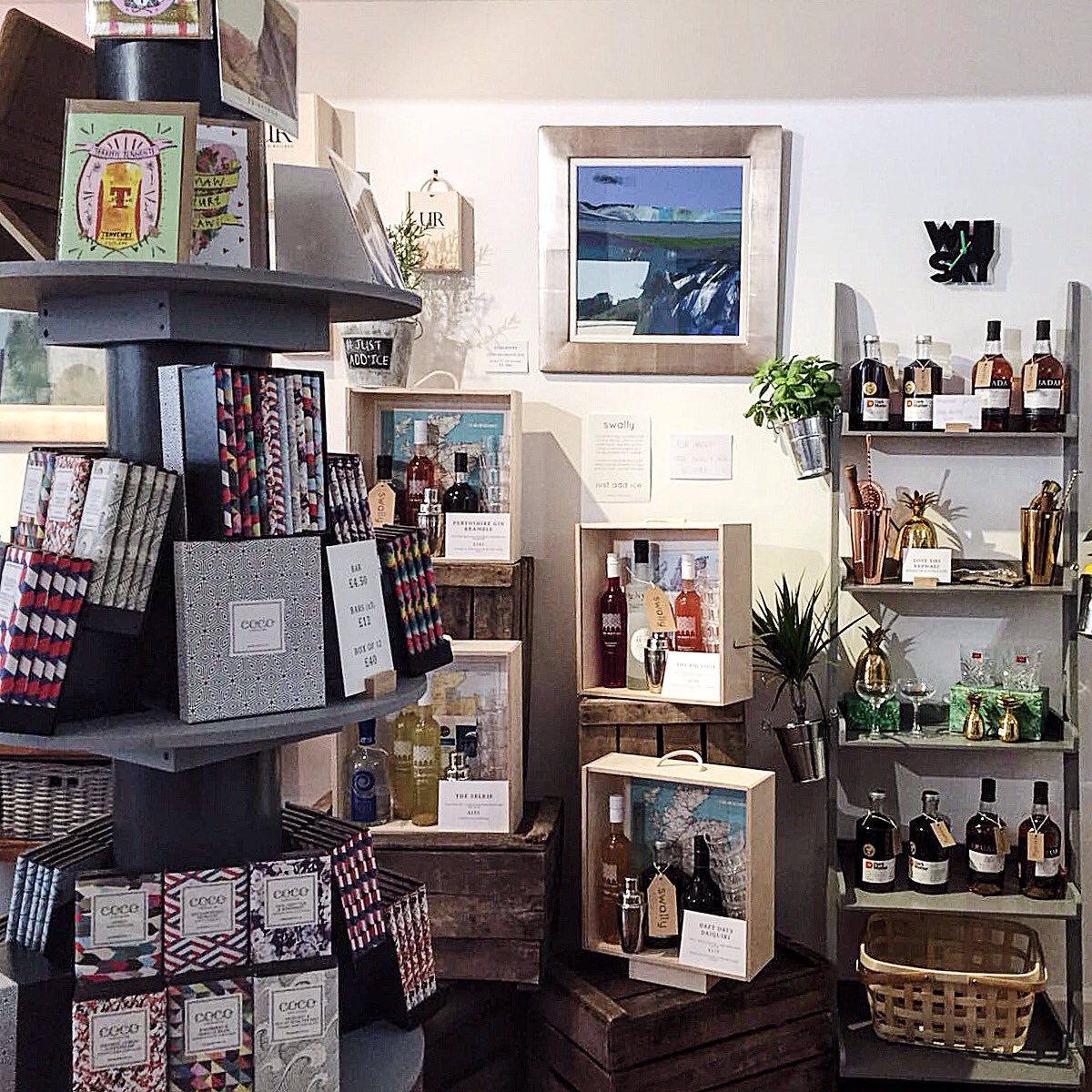 urbanreivers's tweet photo. Turn this dreary #Thursay cheery at the #UrbanReivers #PopUpShop! We even have #Brudar tasting 6-8pm #Edinburgh https://t.co/7xihf9EeMz