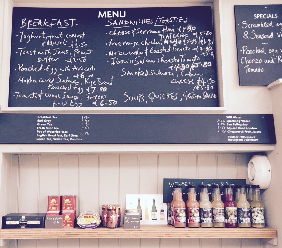 TLCinSW9's tweet photo. It's Thursday #LoughboroughRd &amp; I'm on hand with coffee &amp; lunch - #takeaway or eat-in. Come say hello @BigMouthGets https://t.co/f5eEazFsYA