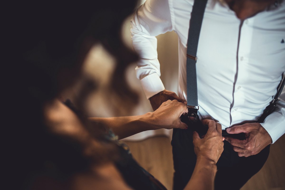 Cuidando hasta el último detalle con un diseño de <a href="/AlvaroMoreno_/">ALVARO MORENO</a> .. #bodas #novios #wedding #fotografía #extremadura