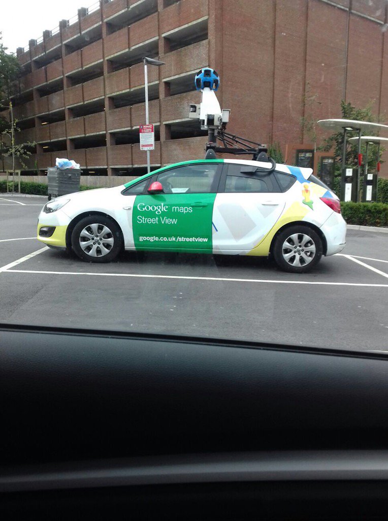 LockAdvertising's tweet image. Nice to see google in Farnborough today ! #advertising #Google #maps