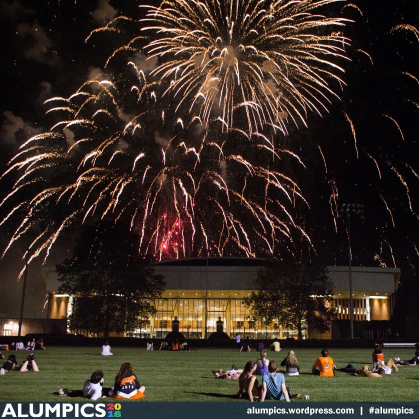 If you ❤️ #PrincetonReunions, ❤️ our #Alumpics pic on Instagram: ow.ly/VWmi3036REF Help <a href="/Princeton/">Princeton University</a> win gold!