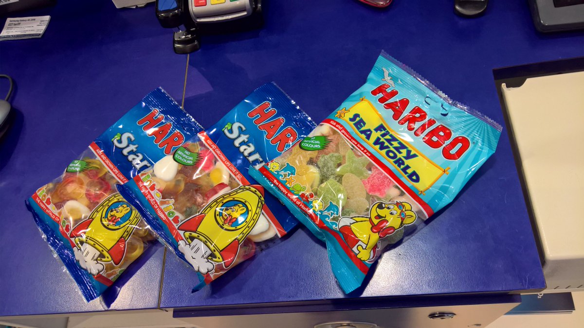 guruboston2's tweet image. Kids and #O2Guru 's love it so.......another happy customer in #o2boston #celfonefamily