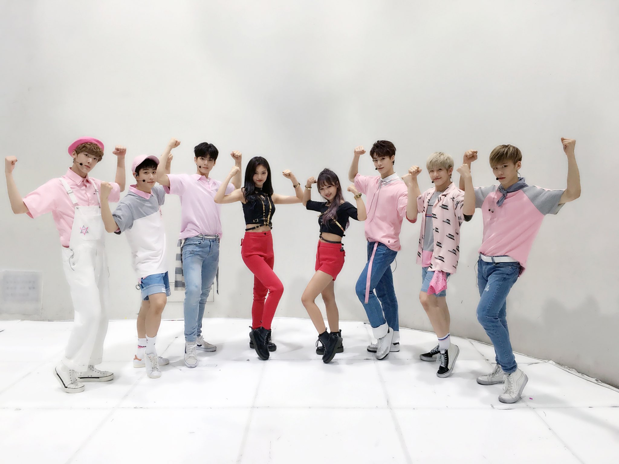 CpkpYmfUMAAAUXE.jpg:orig