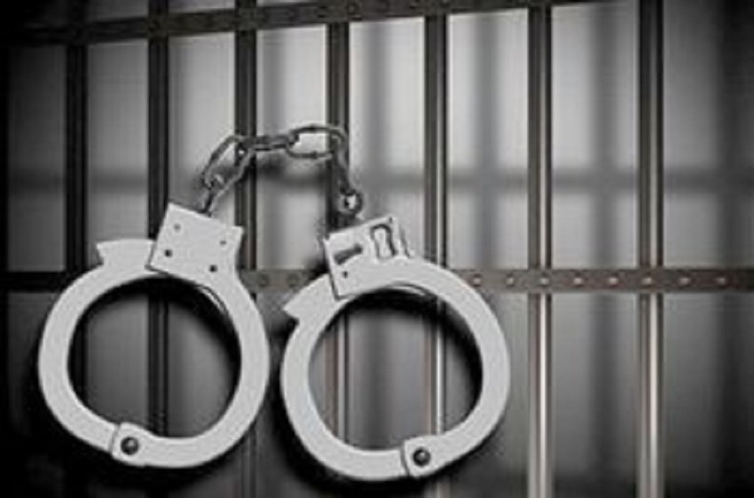 Woman arrested as teen wins right to sue for unlawful detention bit.ly/2aDzOt9