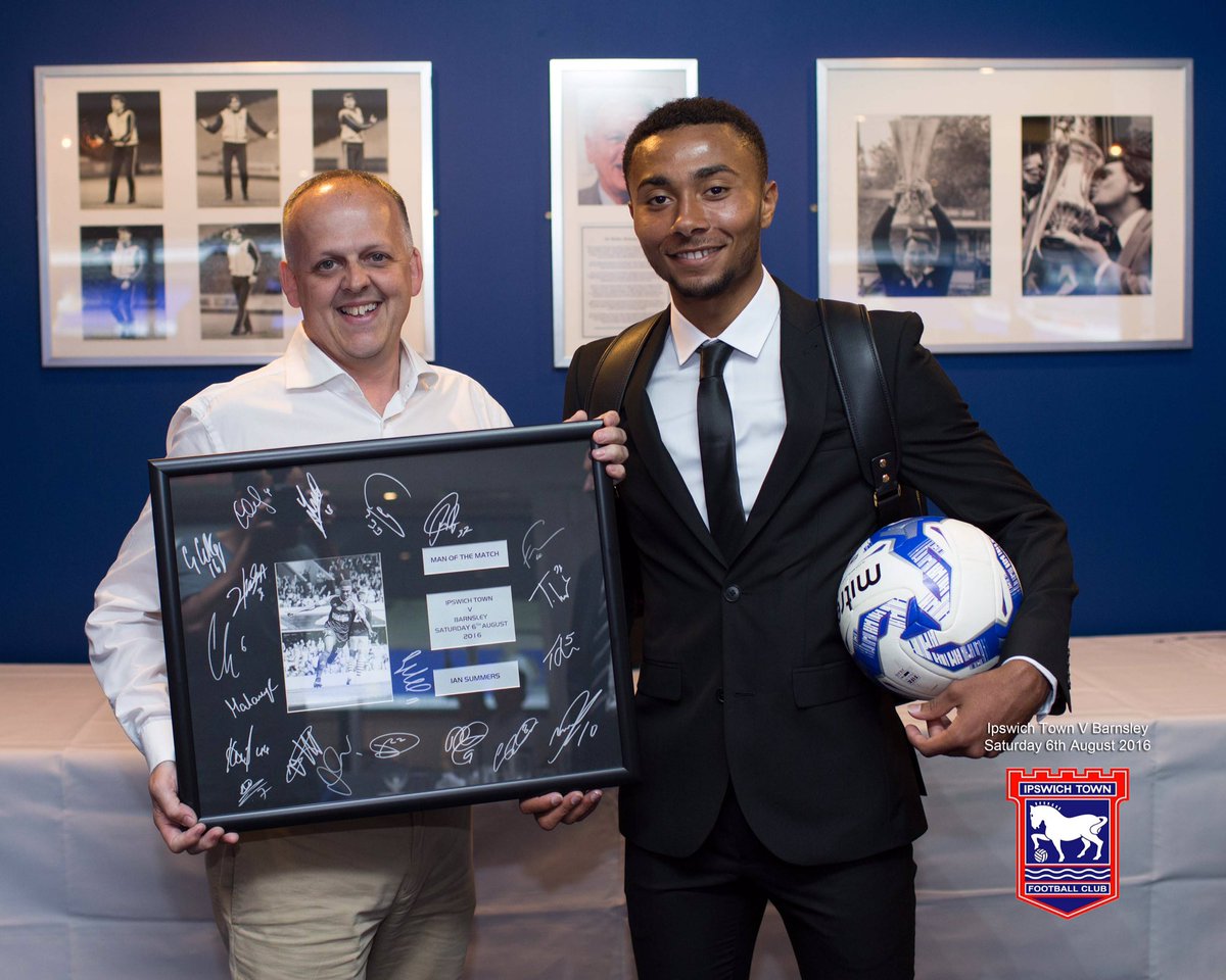 Another great picture by @DAPhotography2 at @Itfc with @GrantWard_ #MOM #Hatrick