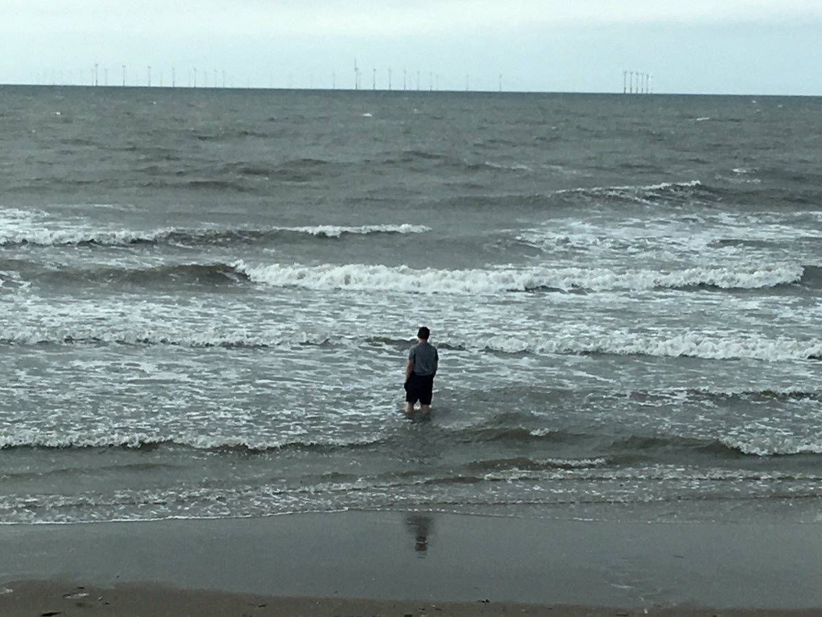 HolidayWankers's tweet photo. There's always one isn't there? #Prestatyn #HolidayWankers https://t.co/8qN09GMgX0