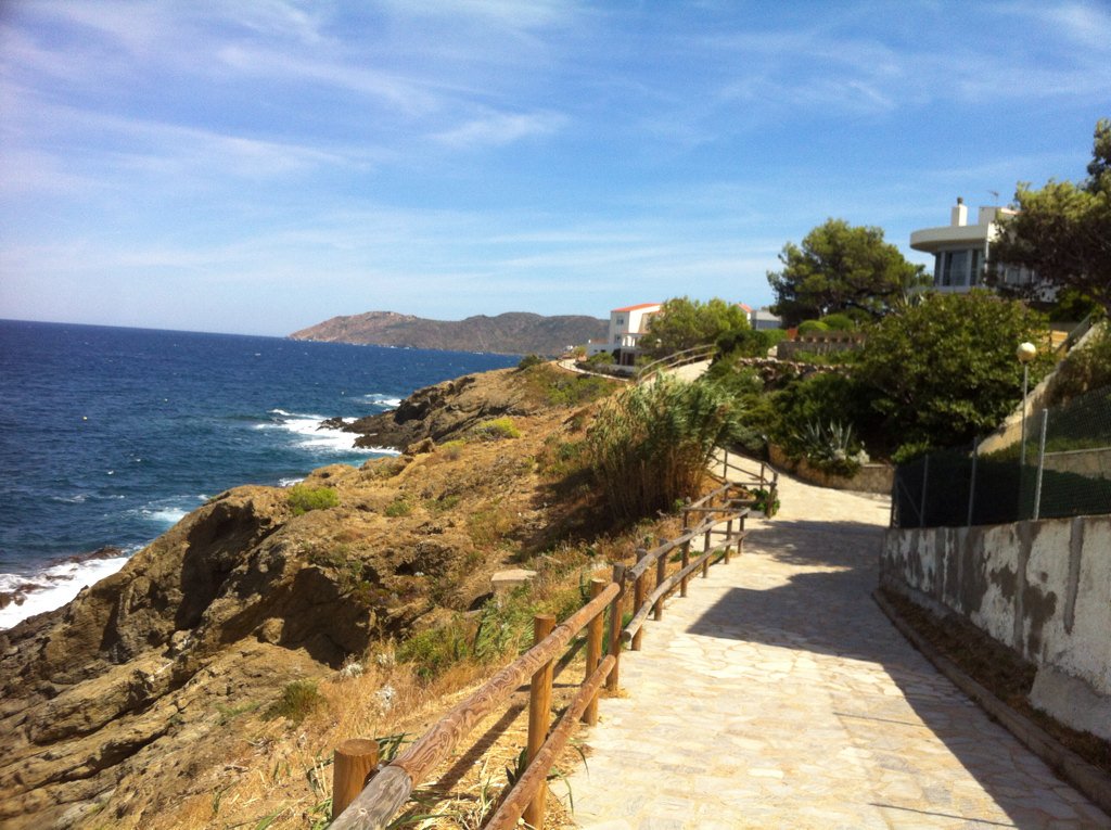 rafisa07's tweet image. Camino de Ronda Llança@