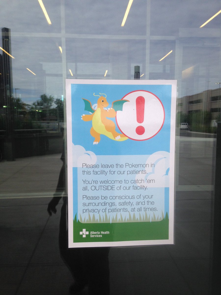 Rotty004's tweet photo. This is what the world has come to people let go of #pokemongo #betterthingsinlife https://t.co/yGCVGOnSnx