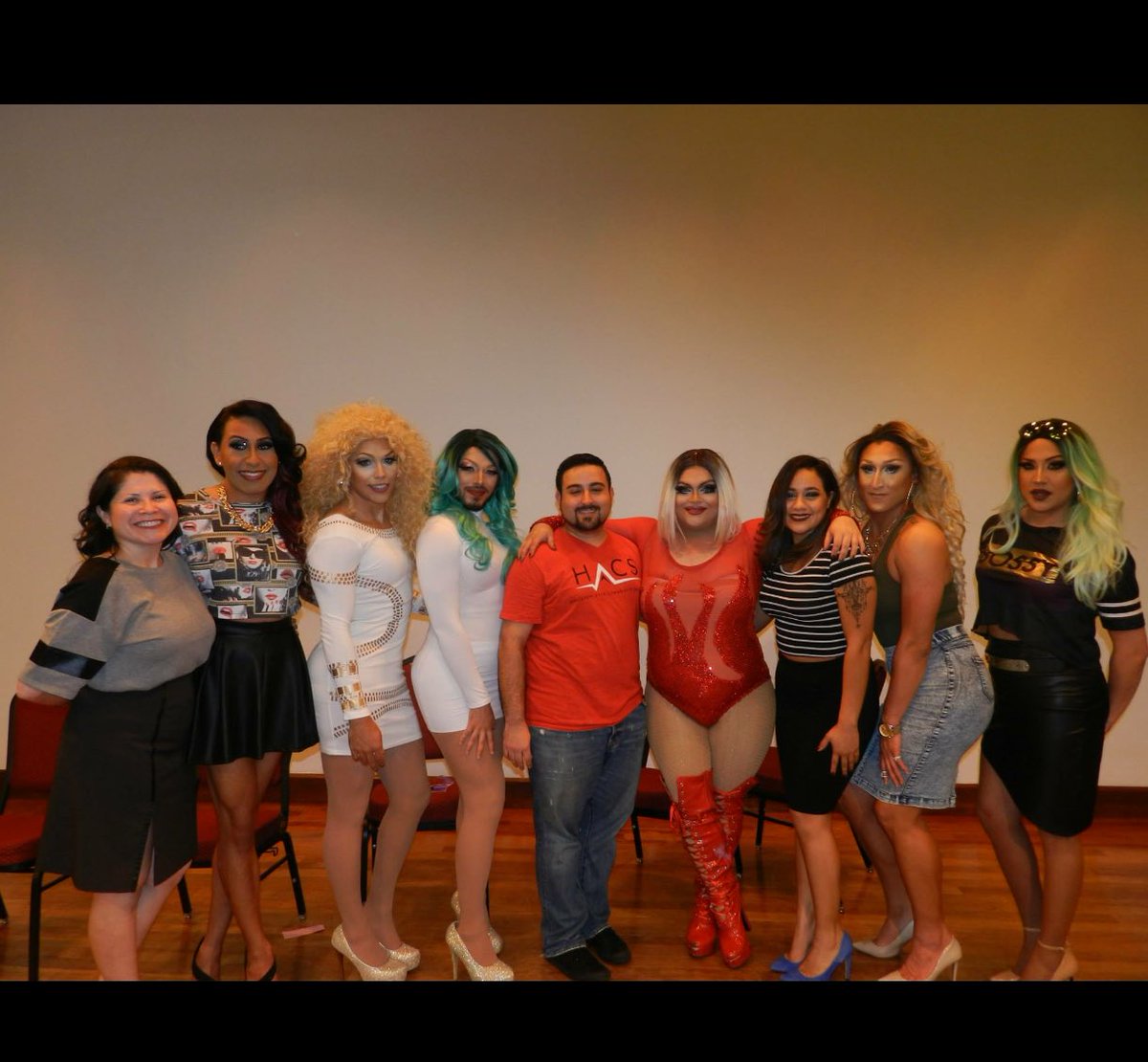 UHSmartCougars's tweet photo. TBT to #OUTinDrag last year.! Who's ready for this years event.! #uh #GoCoogs https://t.co/h45ooPJuc2