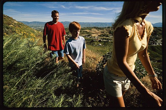 BlueZones's tweet photo. Adventists take weekly nature walks on the Sabbath. It's a day to gather with family and friends to downshift. https://t.co/WUHkpBD57X