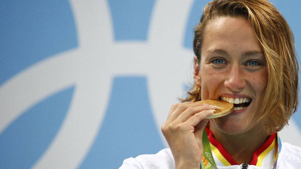 elpais_deportes's tweet photo. Directo #Natación | Mireia Belmonte finaliza 1º su serie en los 800m libres https://t.co/b0anqyhSzI https://t.co/GbeFD0T2lc