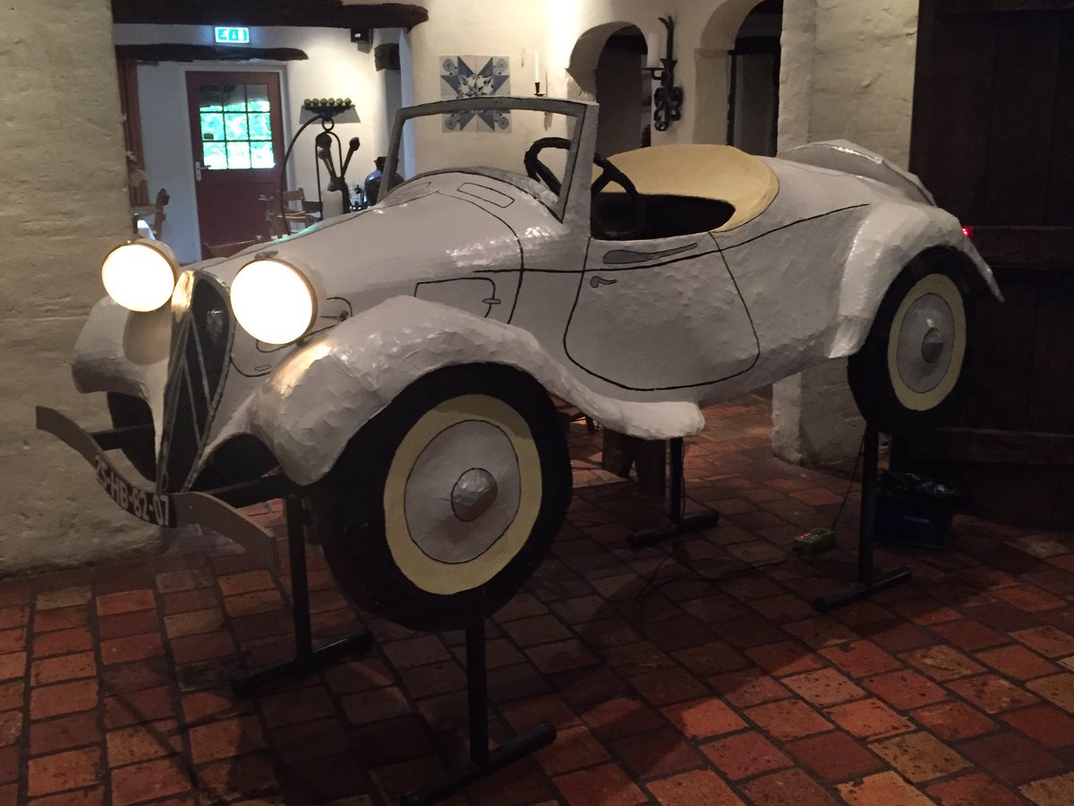 Bezoekers van #iccr2016 en andere Citroën liefhebbers weten de #peerdestal al goed te vinden