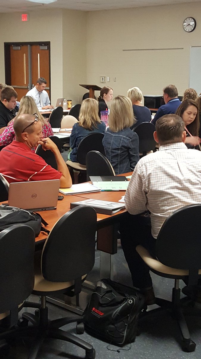 dcsnc's tweet photo. Administrators #DCSdigdeeper this morning at OGMS! #DCS1617 https://t.co/WPyG1uw5RS