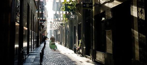 ADPLOG's tweet image. Info: Lun #15Agosto 🍉 #ADPLOG rimarrà chiuso. 
La mostra #laVespaeilcinema riaprirà mer 17
👉 adplog.com