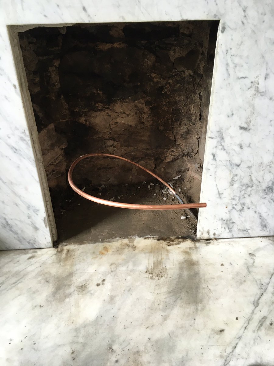DomesticGas's tweet photo. Opening prepared https://t.co/3aA0BR6HLS