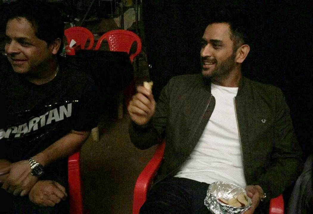 SpartanSportsAU's tweet photo. @msdhoni &amp; @spartancricket during an event for #MSDhoniTrailer event #goSpartan @foxstarhindi @itsSSR https://t.co/4rzUDC4ptb