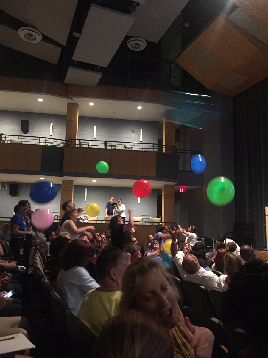 CSGenove's tweet image. Kicking off 2016-2017 APS style #APSac2016