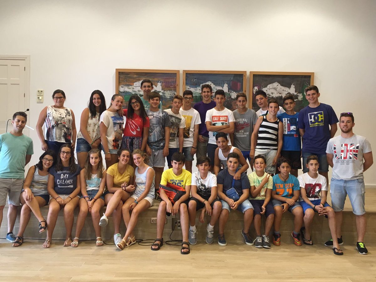 Quienmandaria's tweet photo. Hoy volvemos, a las 20.45 h. con muchos contenidos interesantes. ¿Os lo vais a perder? Si no te da tiempo a las 22 h https://t.co/Q3TAdhEqhx