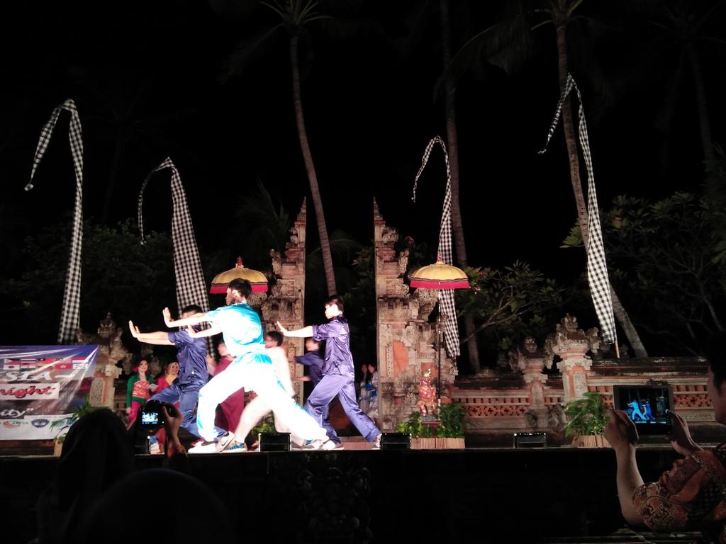 APTSA_Congress's tweet photo. Cultural Night
Kalimantan Dance - Thailand Performance - Hongkong Performance
#7thAPTSACongress https://t.co/gmurawSWVC