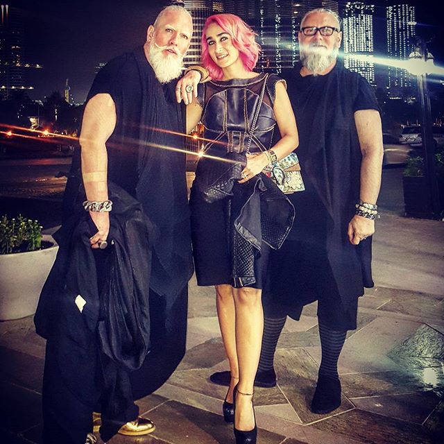 maralyazarloo's tweet photo. Adrien & Kamen and the pink head ! 😉 😊 #designee #stories #design #creativity #unique #meaningful #maralyazarloo https://t.co/DfHfdyRBNQ