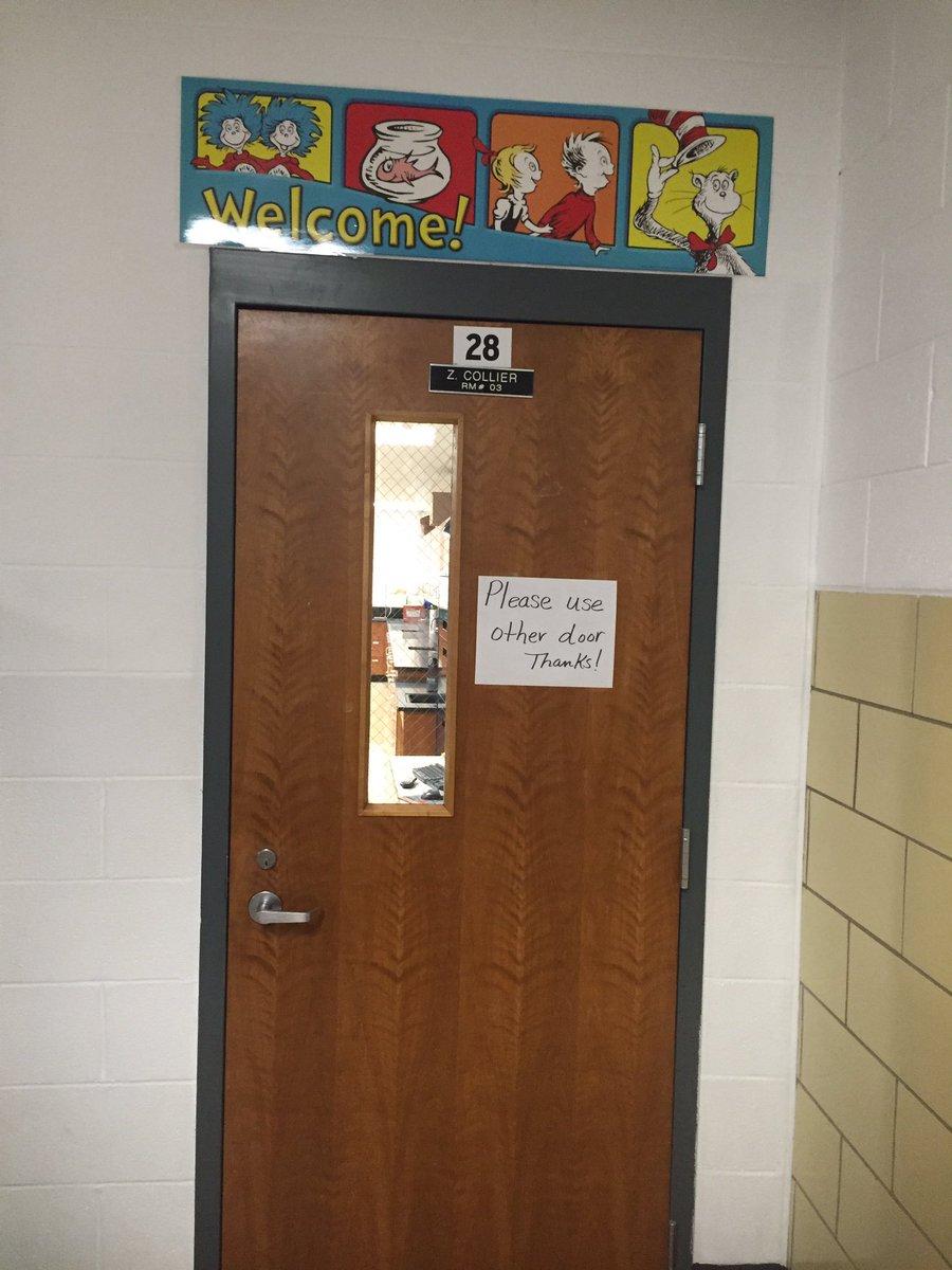 ZachSwagDaddy's tweet photo. Where greatness happens. #WelcomeStudents #TeamCollier https://t.co/2AB6NsrCRU