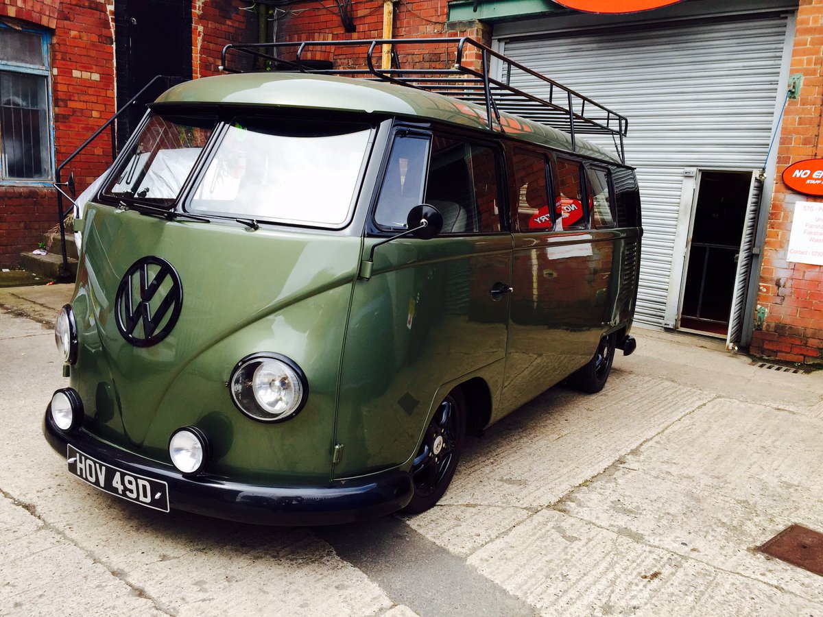 STG_performance's tweet photo. Classic Split screen camper in for some work #VWcamper #oldschool #dub https://t.co/B8UffqEk1B