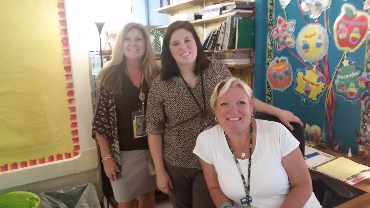 SycamoreHills1's tweet photo. COUGARS!!! WE CAN'T WAIT TO SEE YOU THIS MORNING!! #isdstrong #firstdayofschool https://t.co/XVFW55jB47