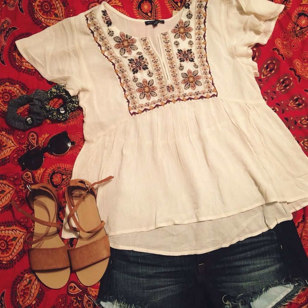 ezzylynn's tweet photo. #OOTD #BATakeover https://t.co/kIWQTbjiUe https://t.co/zD6UiYWEHV