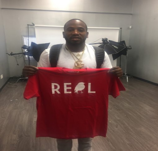 Darealrome's tweet photo. RT @DAREALES: Dareales is only made for the real! S/O to @younggreatness 
|  https://t.co/VIAAGOXDnp https://t.co/XEEGDU0wgk