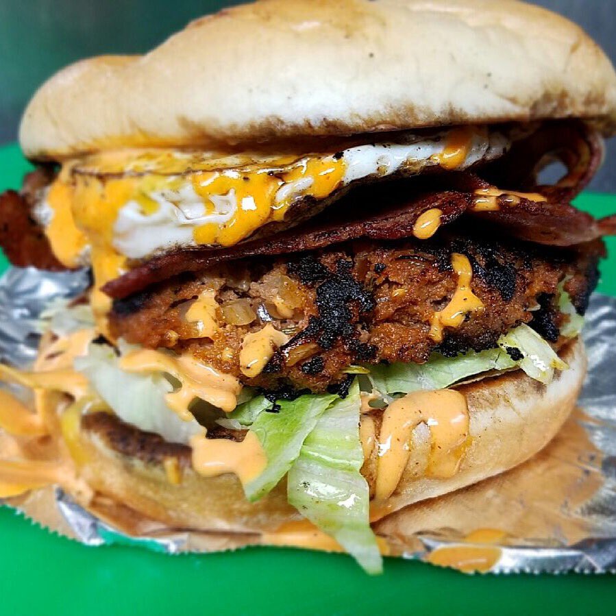 predpreygrill's tweet photo. Gonna be a good night. Test your useless fact knowledge w/@TxBeerRefinery tonight at 7! Grab an eggx-wife burger too https://t.co/UQ5gNnfKi5