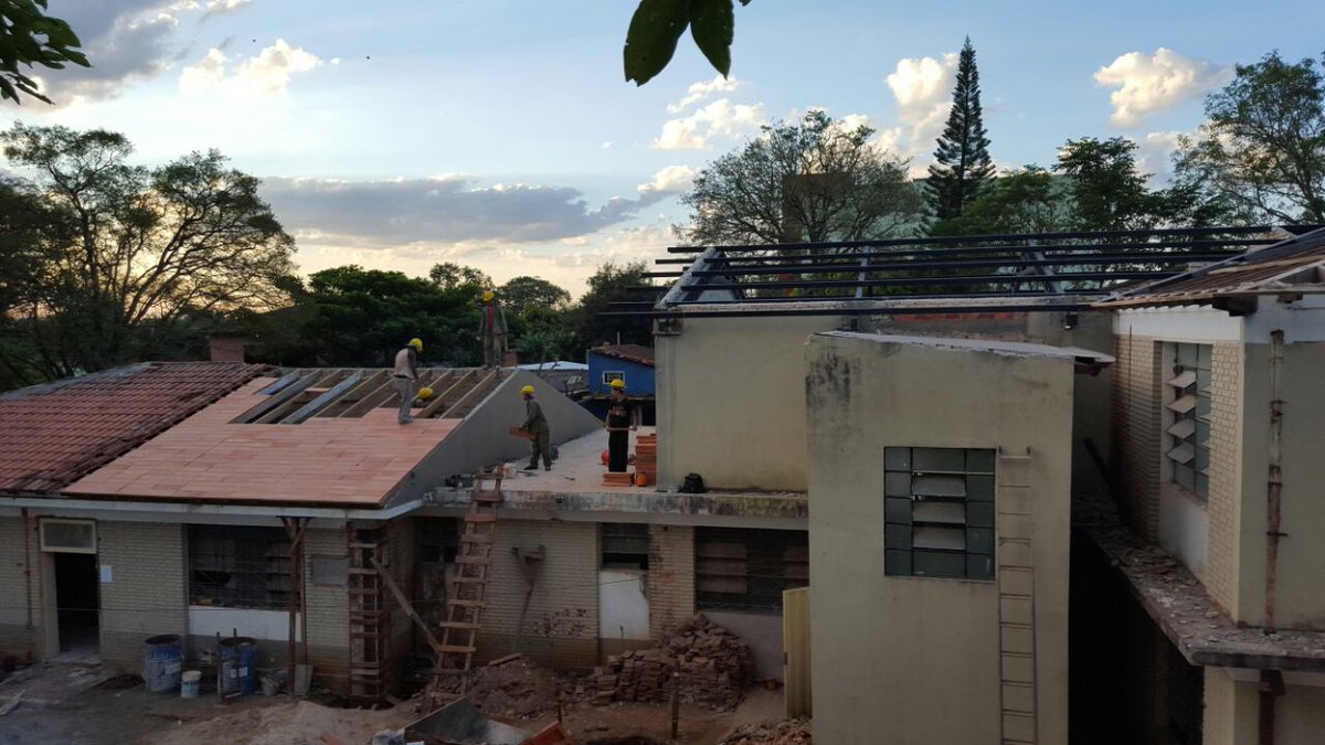 itaipuparaguay's tweet photo. Trabajando en el Instituto Nacional del Cáncer de Areguá:readecuación y ampliación edilicia @PresidenciaPy @sicompy https://t.co/9nmNT6jadY