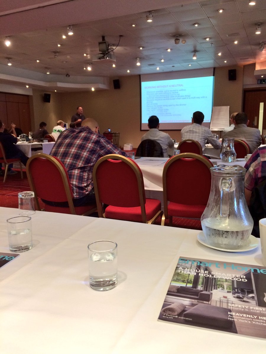 Great training from <a href="/Control4/">Control4</a> #networking with <a href="/pakedge/">pak edge</a> &amp; #smartlighting good to c alot of skilled #liveinstall 'er