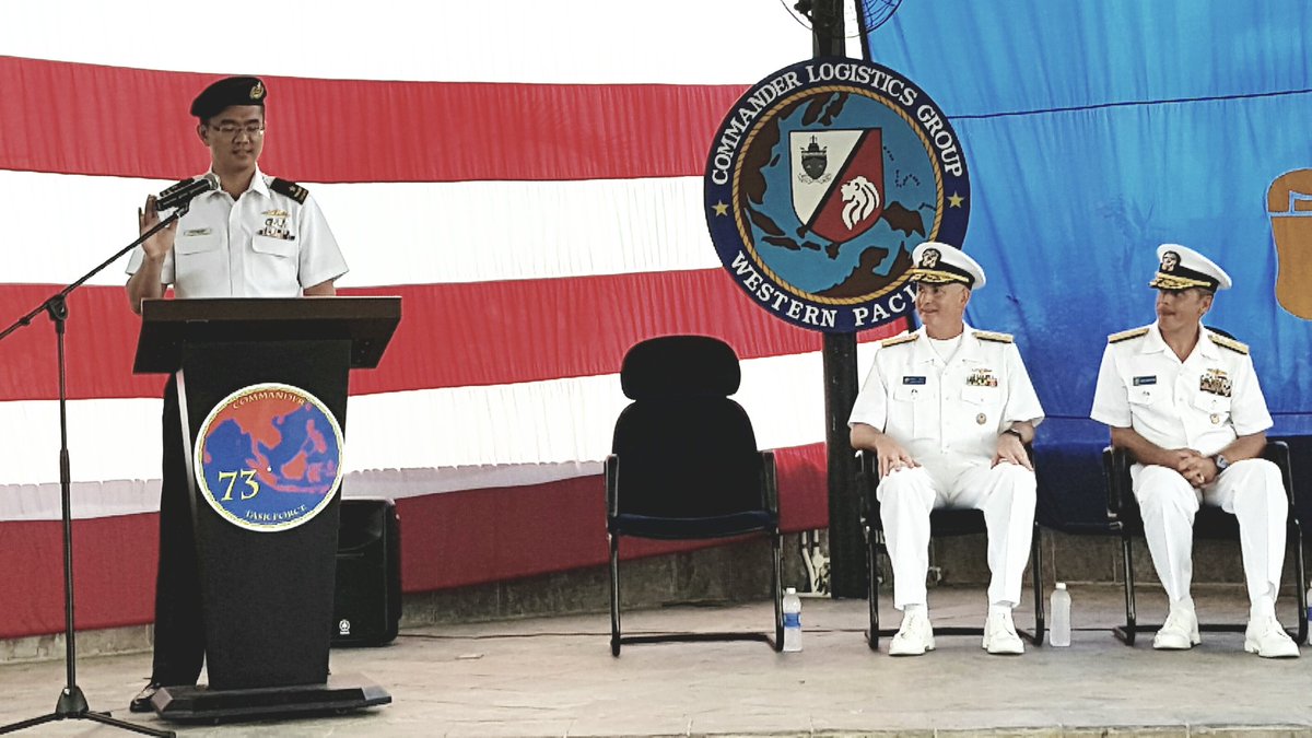 AmAssocSG's tweet photo. #SGNavy RearAdm Lew Chuen Hong Congrats #USNavy RearAdm Gabrielson(right) #ChangeOfCommand #COMLOGWESTPAC, #CTF73 https://t.co/eaiKZ5RthZ