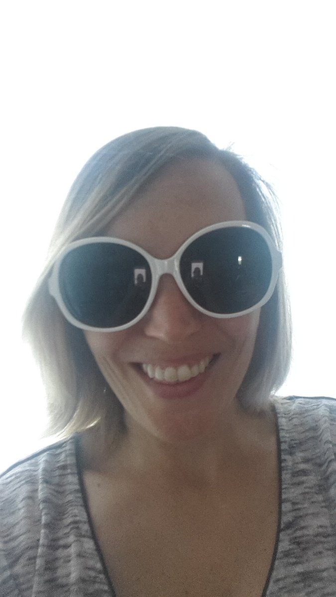 ADVsha's tweet image. Effetto aliene con gli occhiali Urban Finder #uflovers. Su Google+ vi racconto la mia giornata da turista a Milano