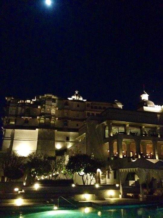 dixitsudhir12's tweet photo. #DevigarhPalace
Drama by human hand..
Magic by Natures. #Udaipur @TripAdvisor https://t.co/ng3FSa2ByV