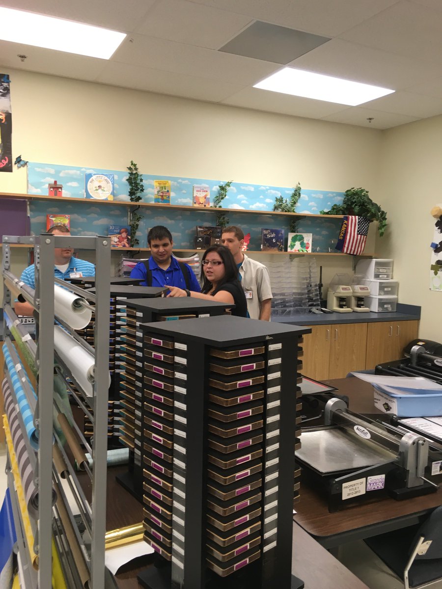 AmyHerter's tweet photo. Exploring the make it take it at The Learning Center!  #443nt https://t.co/O7trrb1ABJ