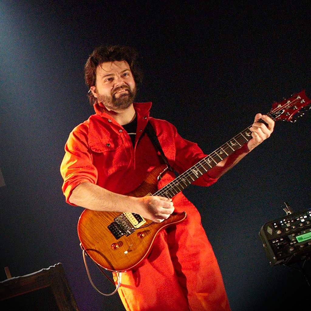 NewWorldMenBand's tweet photo. Here's Frank rocking his PRS guitar!   If you like #Rush, visit our web page for more info: https://t.co/otB7OMvjeM https://t.co/yWFelcGZhL