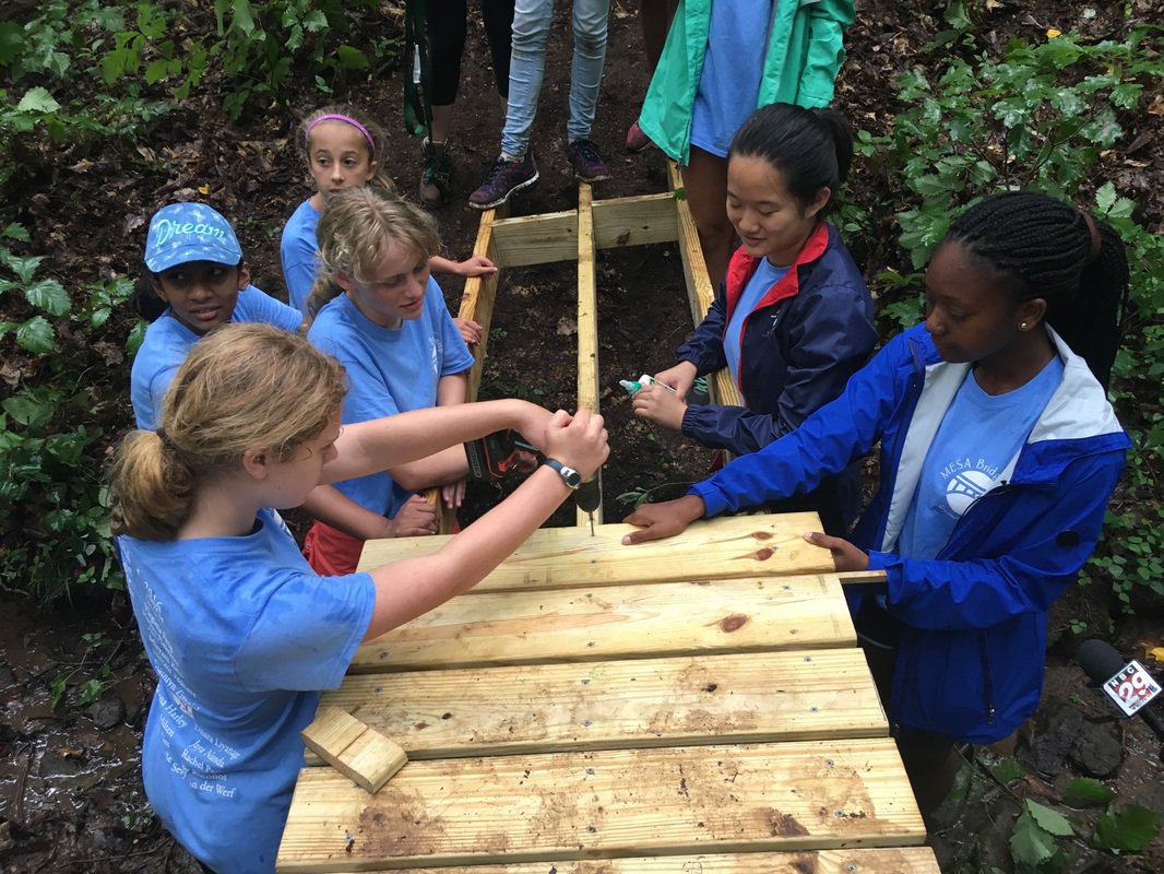 tgrif17's tweet photo. MESA Bridge Camp.  Building bridges (literal and not), friendships, and opportunities in science @k12albemarle https://t.co/4Ey7mXscmR